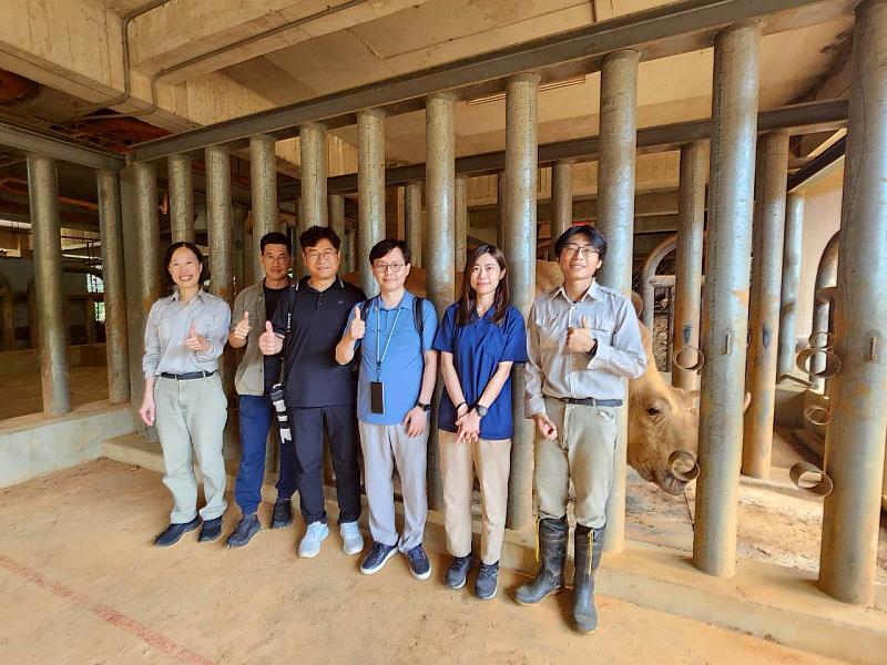 六福長年投入瀕危動物保育與國際交流，犀牛繁育除了是全台之冠，已具國際指標地位，愛寶動物園代表團參訪，驚艷六福團隊的專業。（圖/六福旅遊集團）