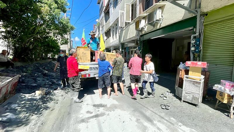 光復鄉公益關懷系列救國團攜手重建家園，愛心凝聚希望