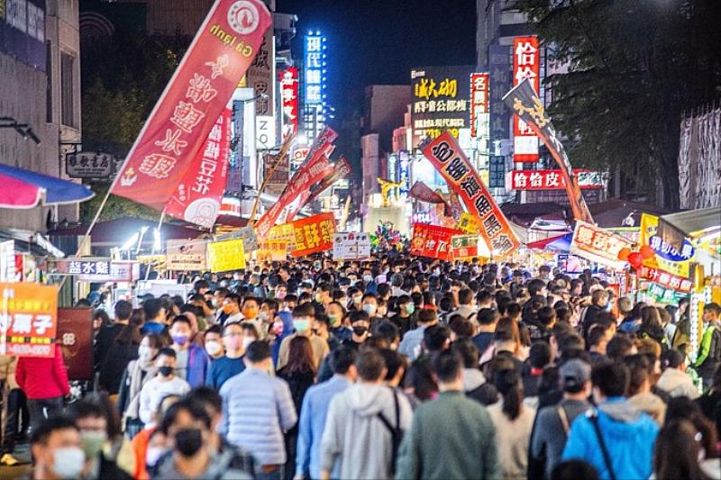 逛文化路夜市車停西市場！嘉市府呼籲安心旅遊、好停車、好吃好買