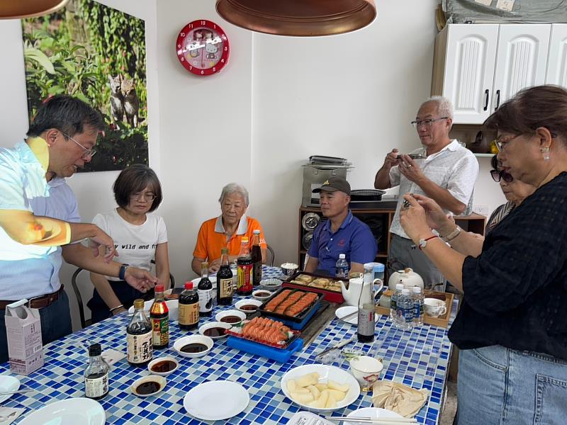 講座中提供純天然醬油和添加物醬油對比與品評