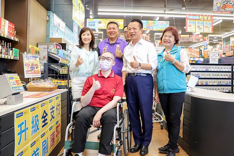 全聯慶祥慈善基金會送暖不間斷，捐贈百萬物資助嘉義弱勢