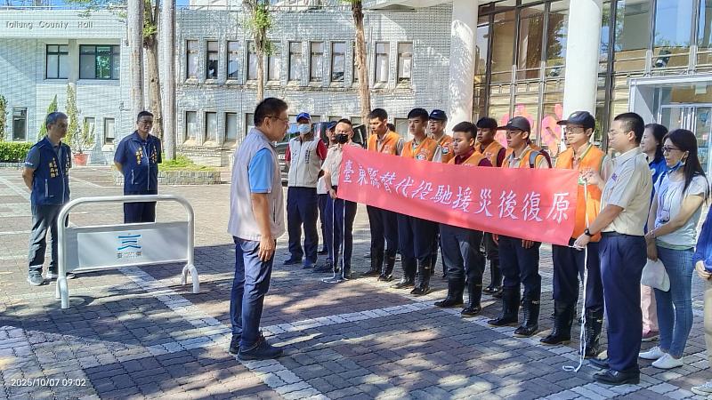 臺東縣替代役弟兄跨縣支援花蓮災後復原
