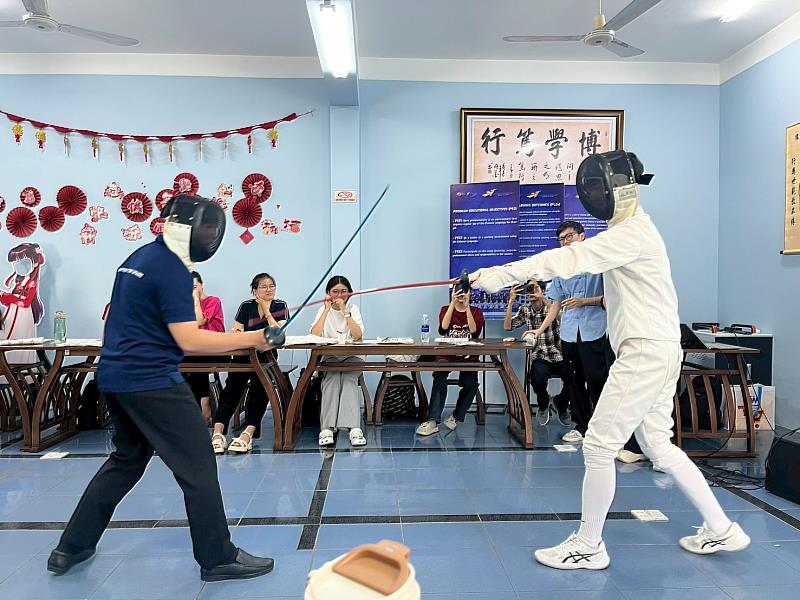 元智學生劍術表演，展現中華文化