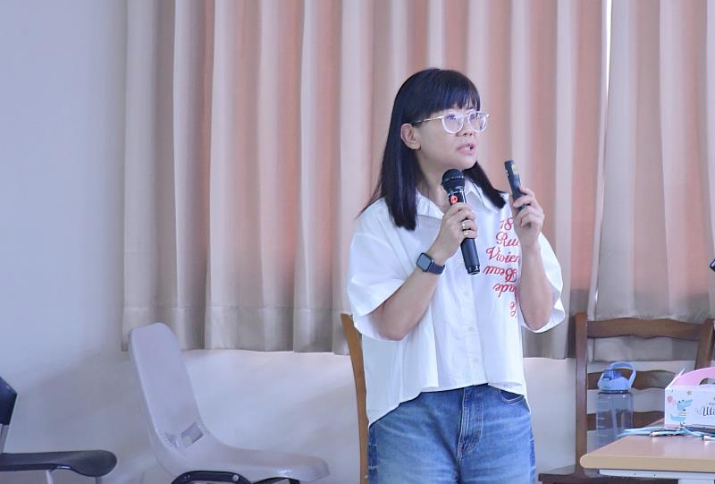 南華大學文學系邀請資深媒體人王莉茗蒞校演講，以「一個作品的誕生」分享豐富實務經驗與最新趨勢。