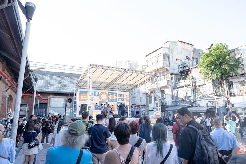 太平國小弦樂隊演出