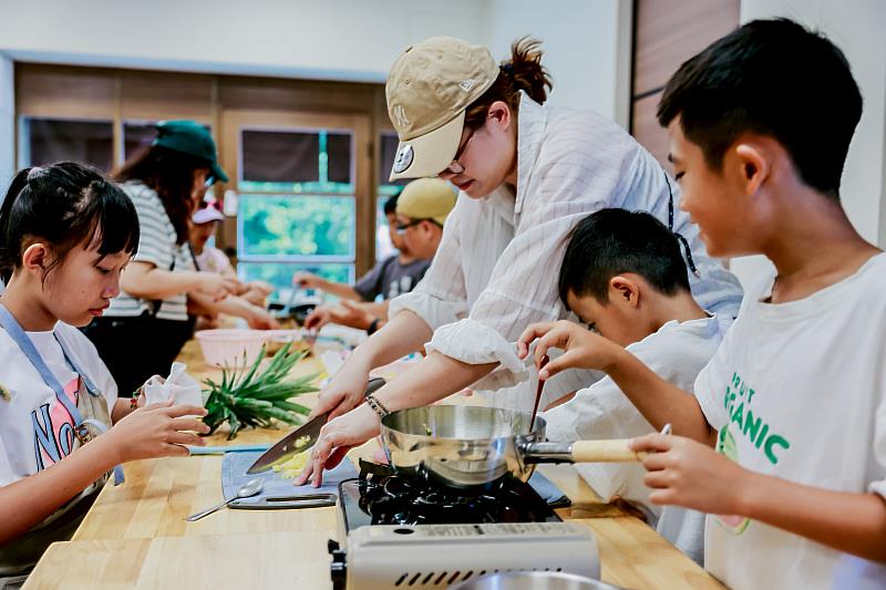 臺東縣政府推出「Go Slow, Go Taitung！」3條永續遊程