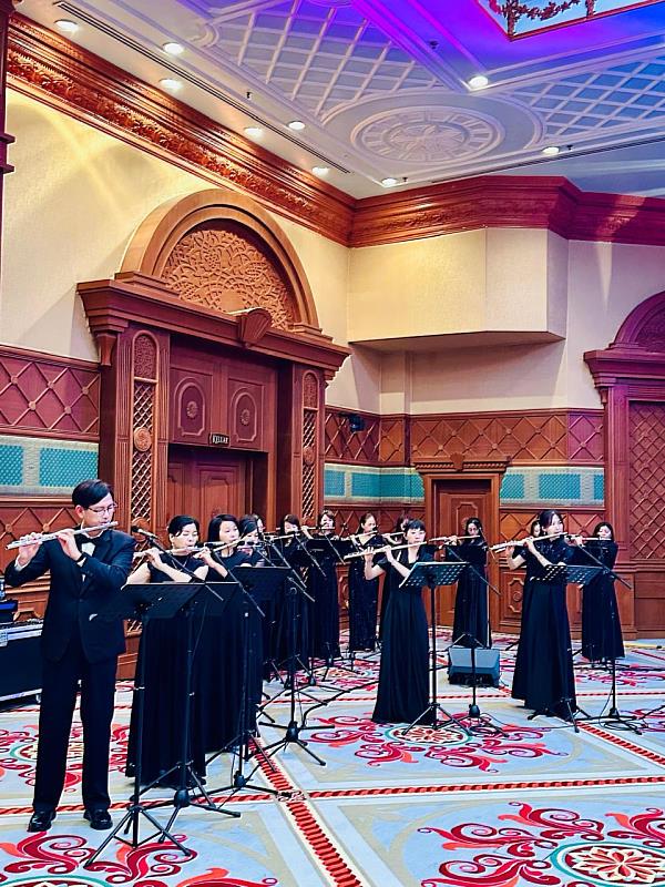 嘉義卡卡頌長笛重奏團於汶萊114年雙十國慶晚會精彩演奏