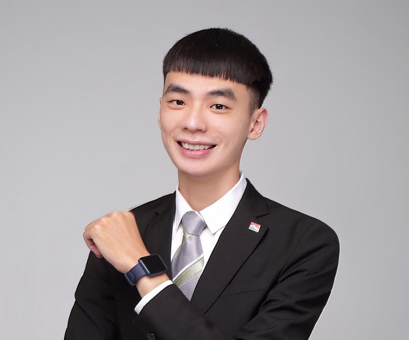信義房屋盧政揚認為,來自客戶的一句認同、一句感謝,是房仲職涯最大的成就感。