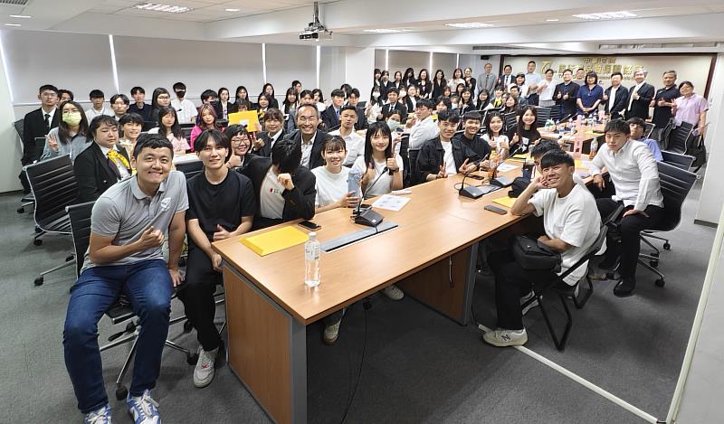 金旅獎頒獎典禮大合影。（圖／淡江大學提供）
