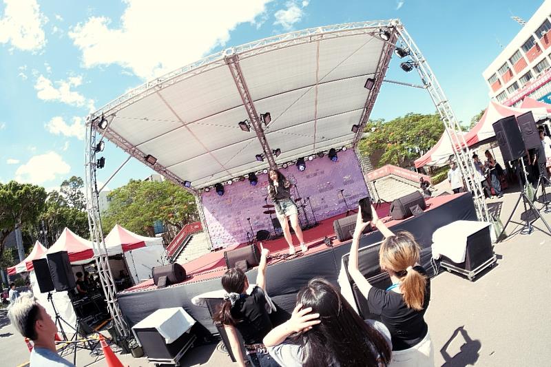 賽博晝城嘻哈文化社表演