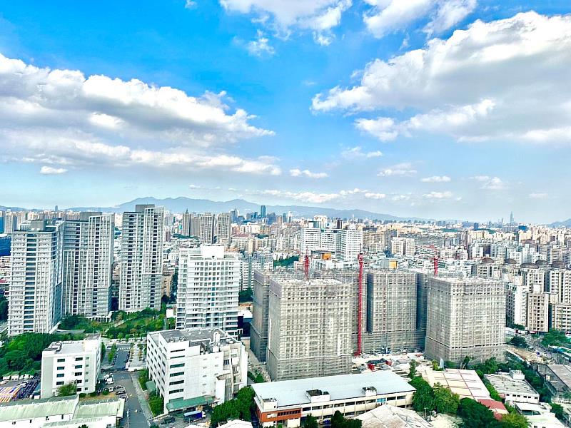 永慶房產集團指出，除台北市外，其餘六大都會區2025年第二季預售屋和成屋的價差持續擴大。（房市示意圖）