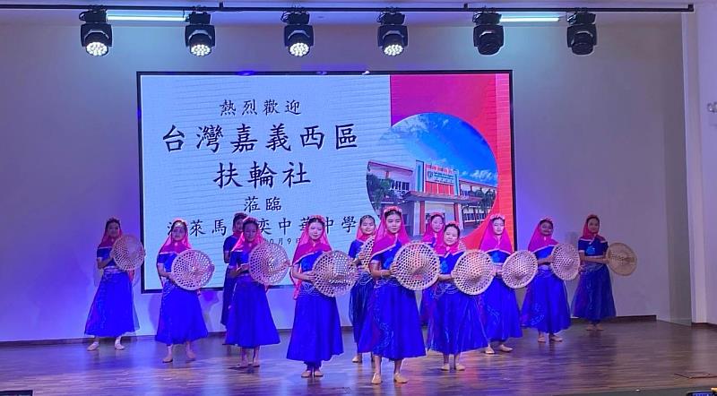 馬來奕中華中學舞蹈表演