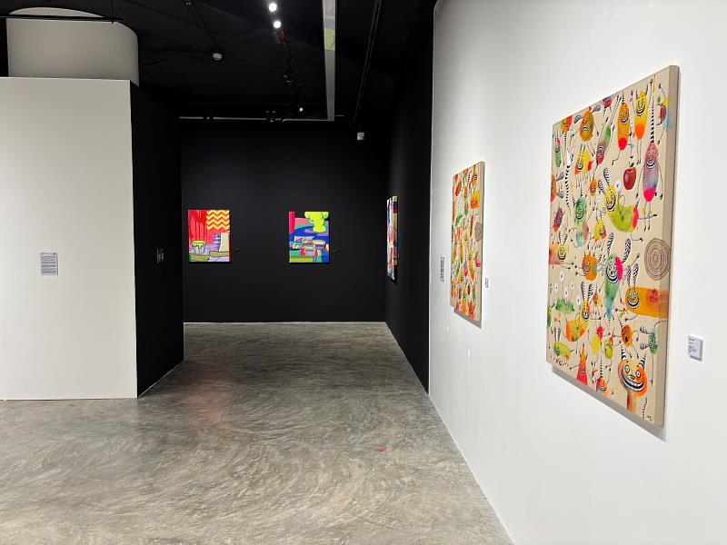 曼谷塗鴉俱樂部展覽現場作品一隅（駐泰國代表處文化組提供）