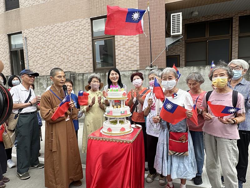 0_圓福寺升旗典禮暨重陽敬老活動 (2)