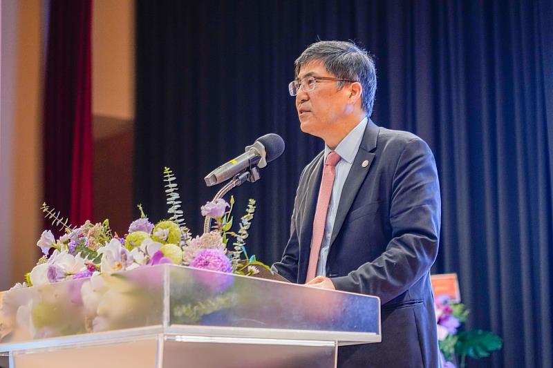 財團法人私立高雄醫學大學董事長陳建志致詞