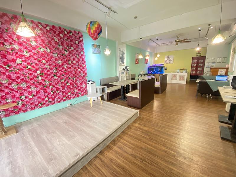 愛不止步!嘉義市攜手米克斯寵物友善餐廳打造幸福認養新據點