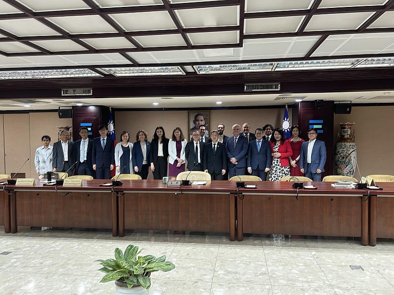 龔部長與美台商業協會（USTBC）訪團合照