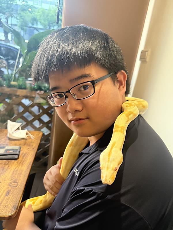 暨大附中高三古祐嘉因熱愛動物進而發想創新專利