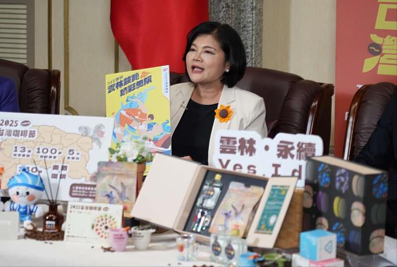 Magistrate Chang promoted the 2025 National Games in Yunlin County during the livestream.