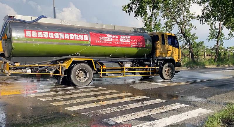 嘉義縣環保局加強街道洗掃，維護清新空氣品質