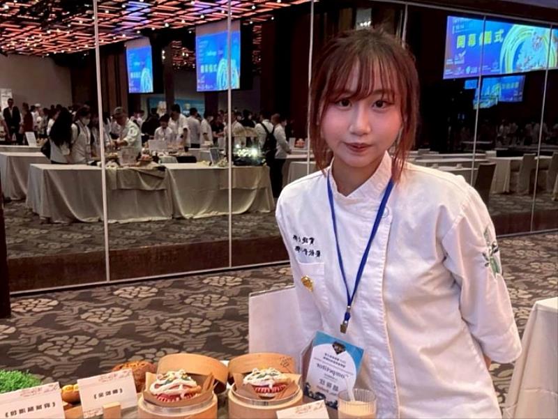 趙筱欣 藝術麵包組 金牌