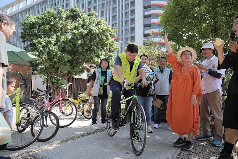 再生家具拍賣活動拍賣再生腳踏車