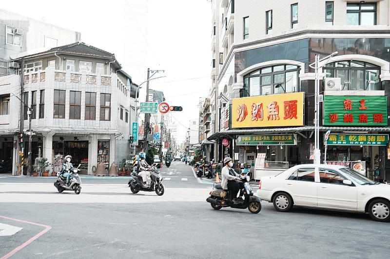 0_3嘉義興中街