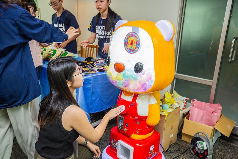 嘉藥社工系設計暖心互動活動，讓與會者在嚴肅議題中獲得一絲溫暖