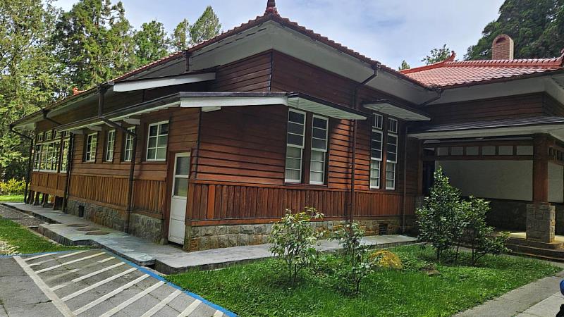 乘載近百年歷史的阿里山貴賓館