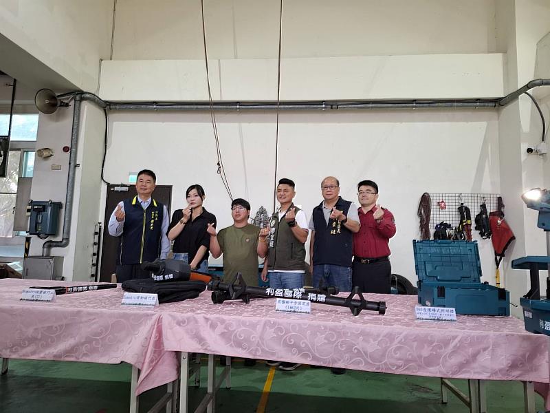 照片:利盈國際企業有限公司捐贈救災器材一批,增強消防局消防力