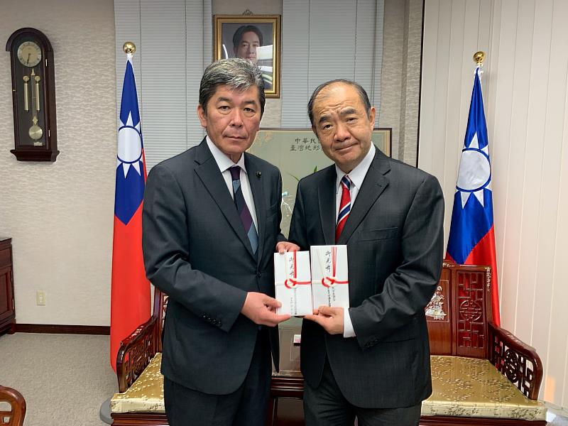 嶋幸一議長轉達花蓮水災善款