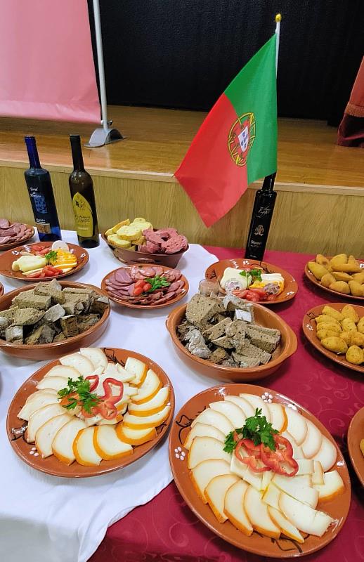 充滿葡萄牙風味的點心和葡萄酒