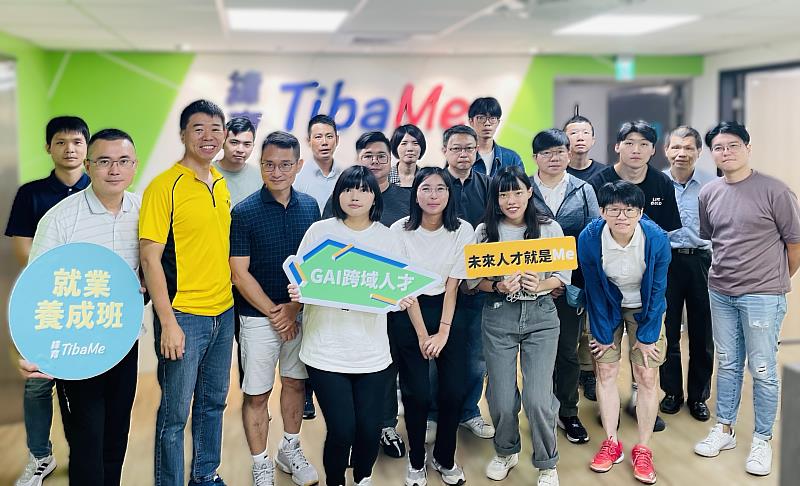 北分署青年職前訓練助轉型,小余參加「商務AI應用開發工程師養成班」成功轉換跑道