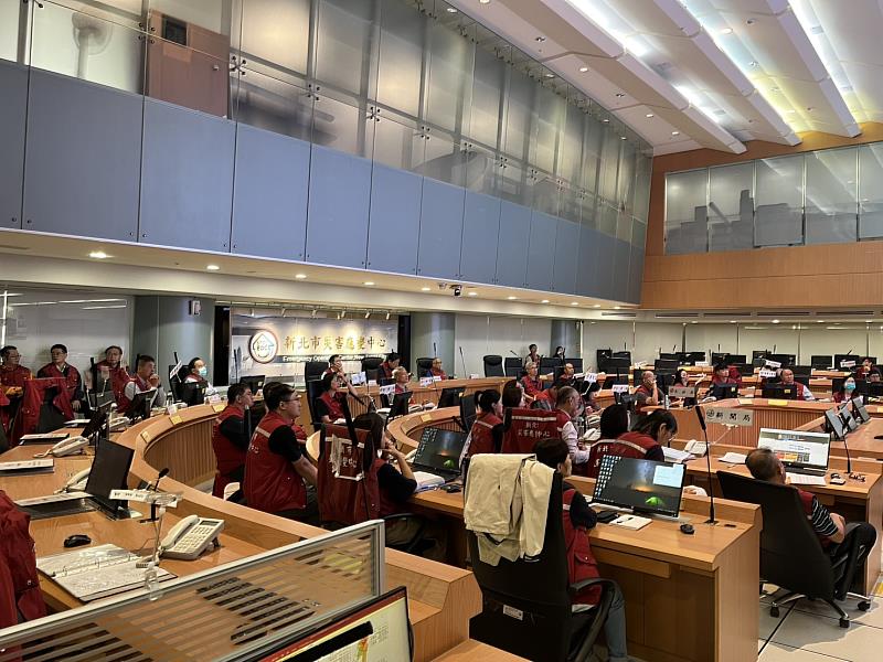 新北市災害應變中心21日召開第4次會議,各單位報告相關應變作為執行成果