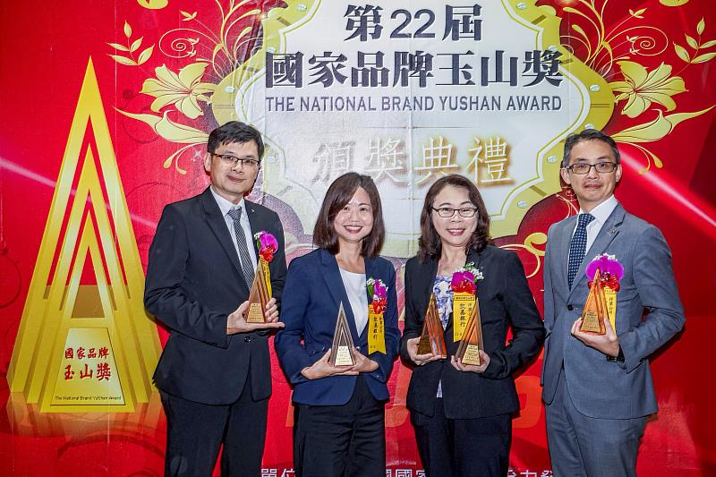 【圖說】凱基銀行勇奪「國家品牌玉山獎」全國首獎　一舉囊括5項大獎肯定。