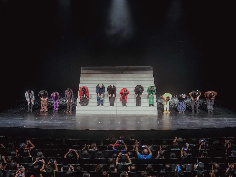 日本著名舞台劇《蒲田進行曲完結篇~銀之死》於10月12日在衛武營國家藝術文化中心公演,獲全場好評(艾墨品牌創造提供)