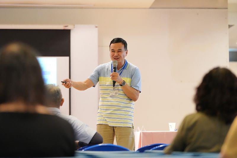 國立成功大學歷史學系陳恒安教授進行「歷史學科的本質與應用」主題座談。研討會展現了人文與科技的深層對話，為與會學者帶來豐富多元的啟發與思考。