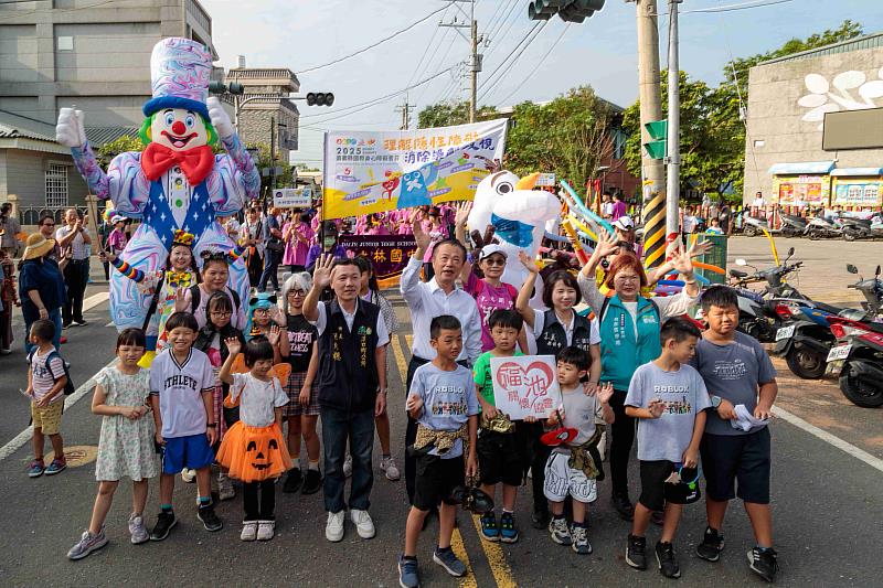2025嘉義縣國際身障者日踩街,千人到場為身障者發聲
