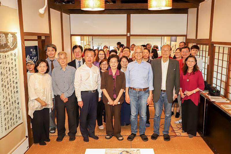 「活泉詩墨展」登場，詩墨交融展現台灣民主與人文精神-5
