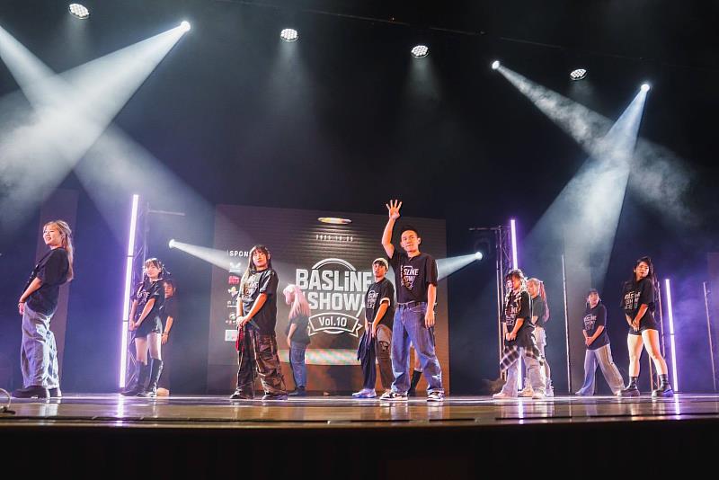 街舞團體Team BASlinE 10週年公演登場  原子少年 F.F.O 熱力嗨翻嘉義市音樂廳