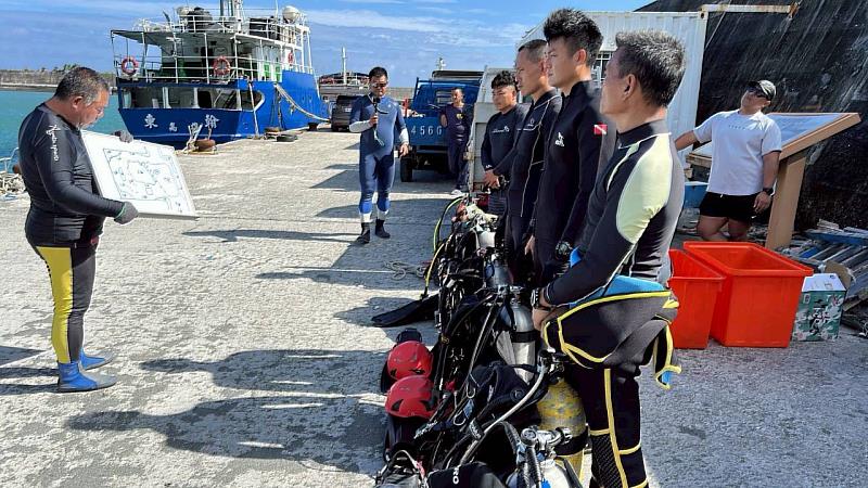 臺東環保局淨海行動迎接國際衝浪賽 清出388公斤海廢物