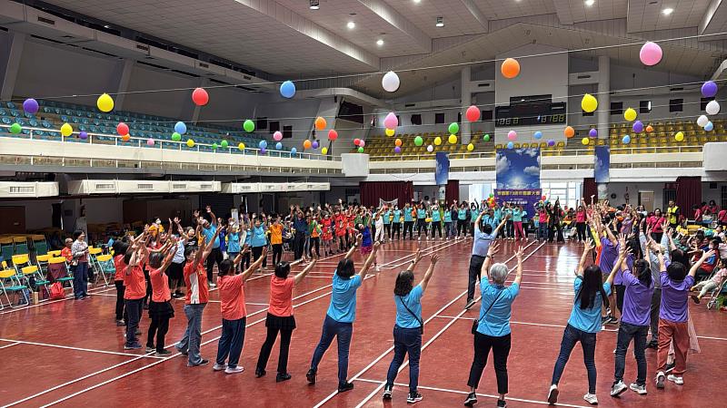 「唱我們的歌 跳我們的舞」土風舞聯誼活動