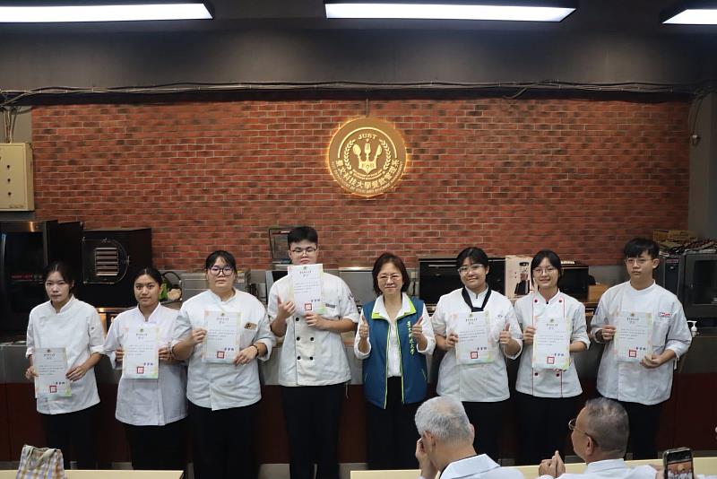 景文科技大學觀光餐旅學餐飲管理系所舉辦專業技術模擬賽