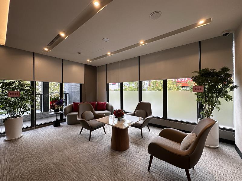 本次獲得認證的滙豐台中崇德分行暨財富管理中心由台北101永續綠建築專案團隊擔任顧問。