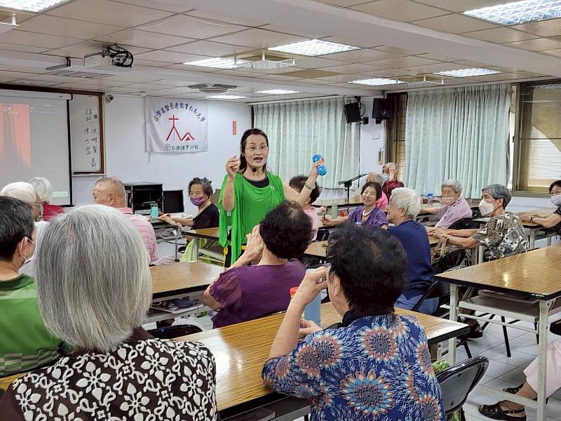 陳巧慧開發創新教案