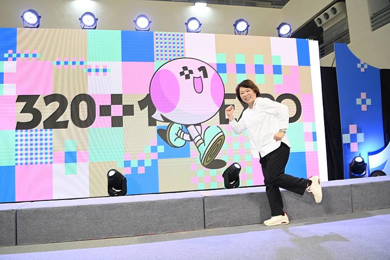 市博吉祥物桃喜登場