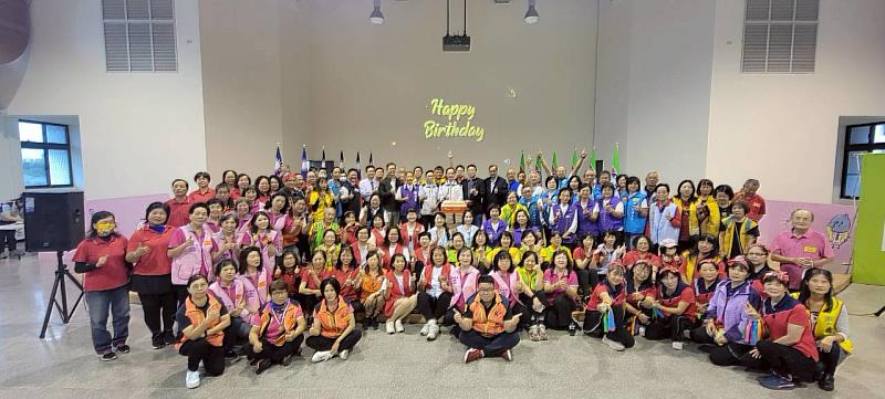 新竹救國團慶祝73週年團慶大合照