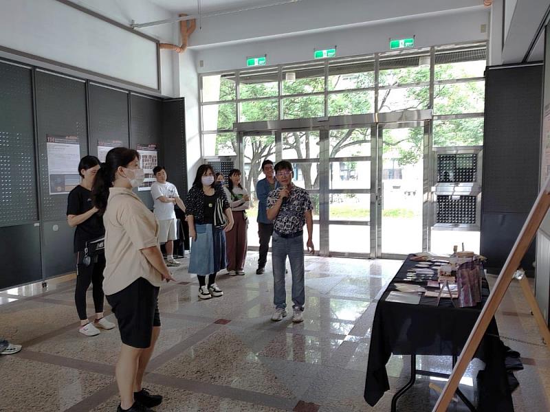 創意生活設計系彭立勛副教授展示其研究成果