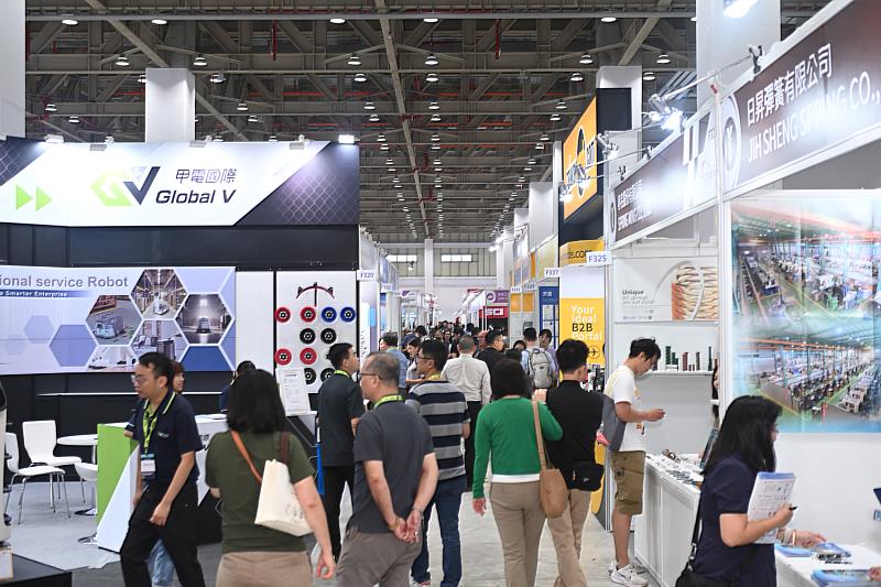 台灣國際五金工具博覽會現場人潮踴躍。（貿協提供）