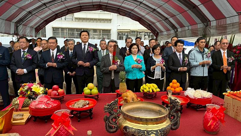 打造安心就醫環境 中英醫院積極配合市府政策啟動移地新建